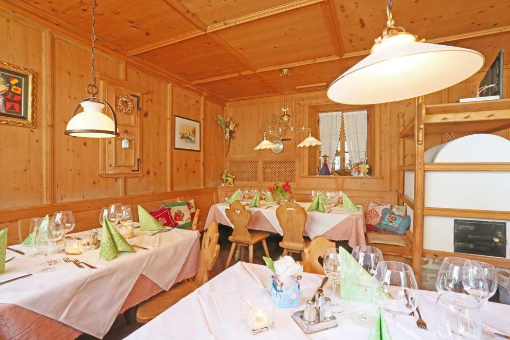 Gasthof Albergo Neuwirt Val di Vizze Extérieur photo